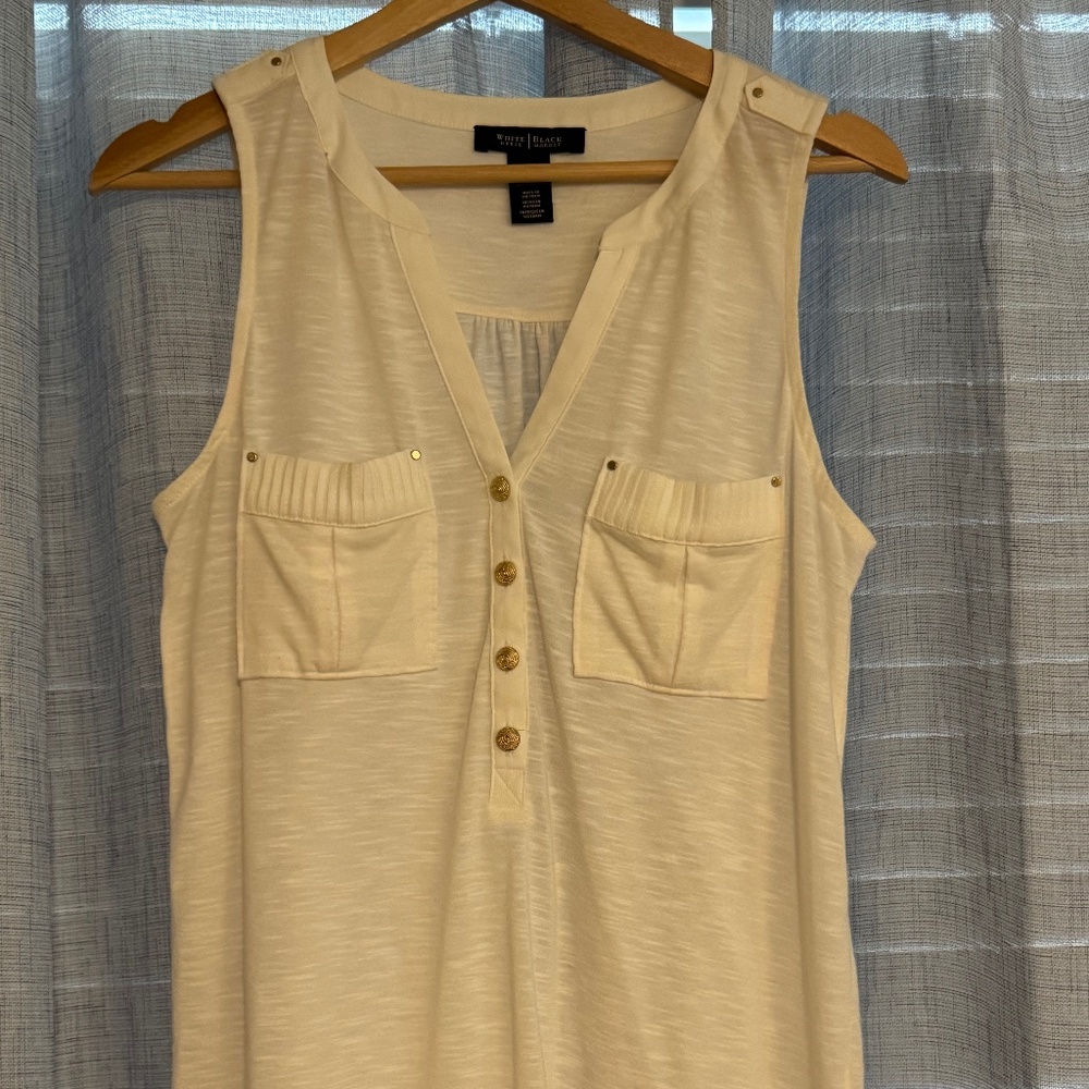 White House Black Market sleeveless blouse shirt-Size small